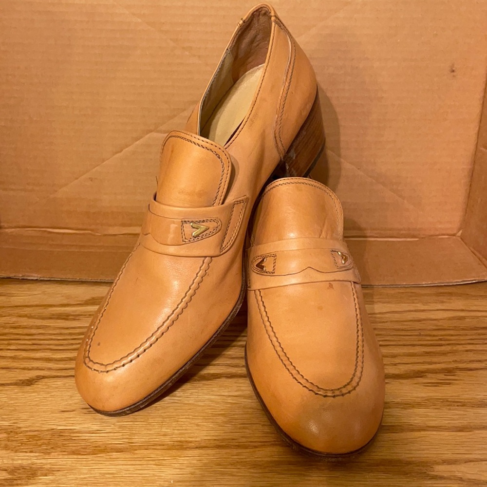 Men’s Cassanova slip ons with heel. Classic genuine hand made Italian leather.